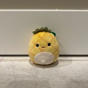 assorted small squishmallows!